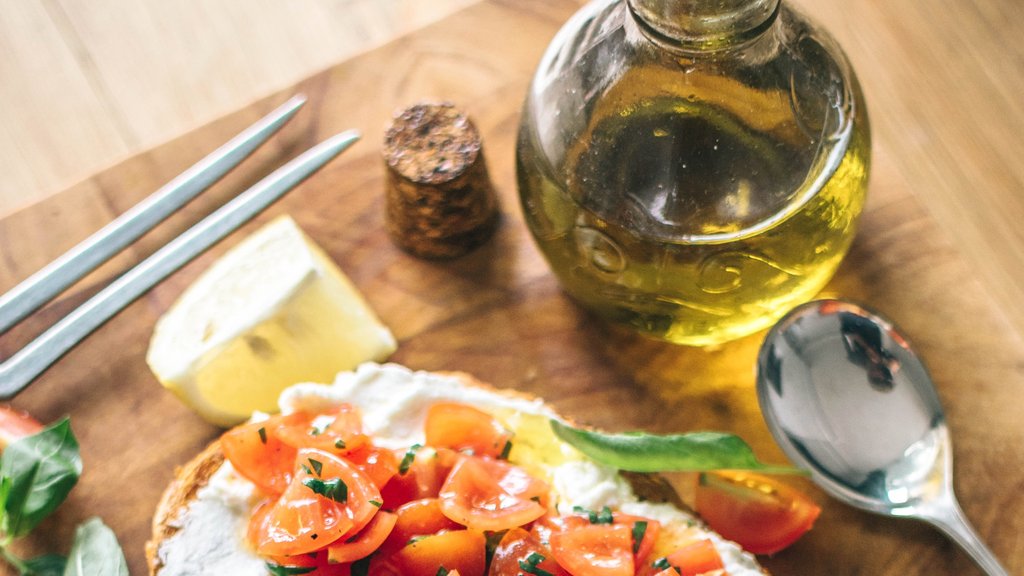 Olive Oil Lowers Blood Pressure!
